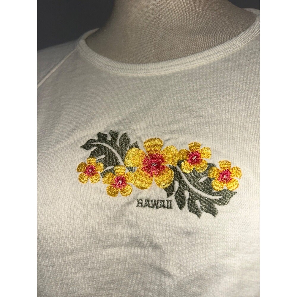 Crazy Shirts Hawaii Women’s Embroidered Sweatshirt Top size M Made in USA - Picture 2 of 6